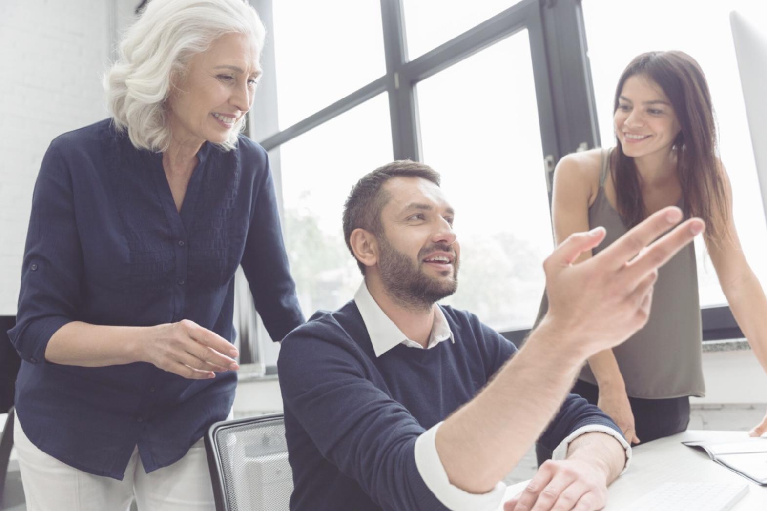 Finanzberatung im modernen Büro